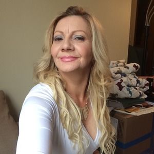 Meet your Posher, Sandra